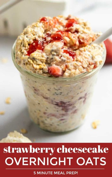 Strawberry Cheesecake Overnight Oats, Cheesecake Overnight Oats, Overnight Oats Recipe Easy, Night Oats, Oat Recipes, Oat Recipes Healthy, Resep Smoothie, Overnight Oats Recipe Healthy, Overnight Oat