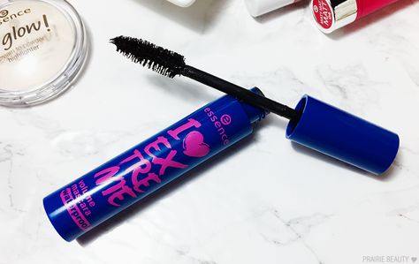 I Heart Extreme Mascara, Blue Mascara, Essence Makeup, Mascara Primer, Favorite Makeup Products, Volume Mascara, Waterproof Mascara, Beauty Review, Makeup Products