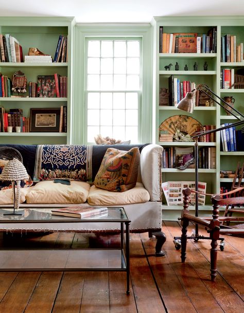 Simo Design, Popular Living Room Colors, Farm Resort, Teal Living Rooms, Popular Living Room, Ikea Bookshelves, Room Green, Room Paint Colors, Instagram Travel