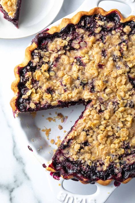 Vegan Crust, Dairy Free Pie Crust, Simply Whisked, Blueberry Crumble Pie, Dairy Free Pies, Fresh Blueberry Pie, Vegan Crumble, Vegan Pie Crust, Dairy Free Recipes Dessert