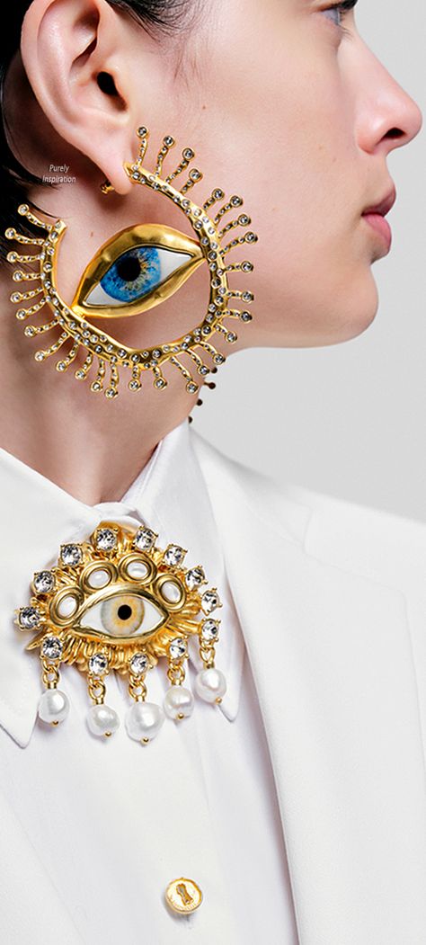 Schiaparelli Surrealist Bijoux Brooches  (2024) | Purely Inspiration Schaperelli Jewelry, Schiaparelli Accessories, Surreal Jewelry, Schiaparelli Jewelry, Jewellery Business, Eye Spy, Small Pin, Couture Jewelry, Blue Eye