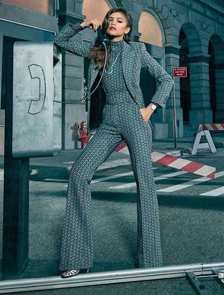 Zendaya Makeup, Looks Kate Middleton, Zendaya Outfits, Woman In Suit, Winter Wedding Guest Dress, Zendaya Style, Woman Suit Fashion, Looks Chic, Mode Inspo