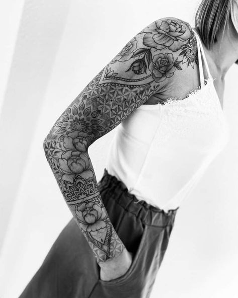 Unisex Sleeve Tattoo Ideas, Tatoos Woman Sleeve Ideas, Mandela Tattoo Sleeve Women, Mandala Flower Sleeve Tattoo, Feminine Japanese Sleeve, Cohesive Tattoo Sleeve, Geo Floral Tattoo, Women’s Arm Sleeve Tattoos, Floral Sleeve Filler Ideas