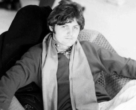 bruce johnston of the beach boys. Bruce Johnston, Beach Boys, Italian Men, The Beach Boys, Attractive Guys, Dark Hair, Green Eyes, Che Guevara, The Beach