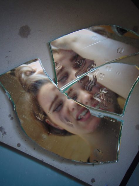 Cracked Mirror Art, Broken Mirror Reference, Broken Mirror Photography, Unseen Photography, Doll Activities, Infinite Mirror, Life Letters, Shattered Mirror, Mirror Drawings