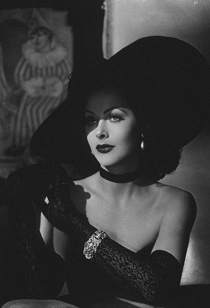 Photo Glamour, Stars D'hollywood, George Hurrell, Hollywood Vintage, Classic Hollywood Glamour, Film Logo, Hedy Lamarr, Vintage Hollywood Glamour, Glamour Vintage