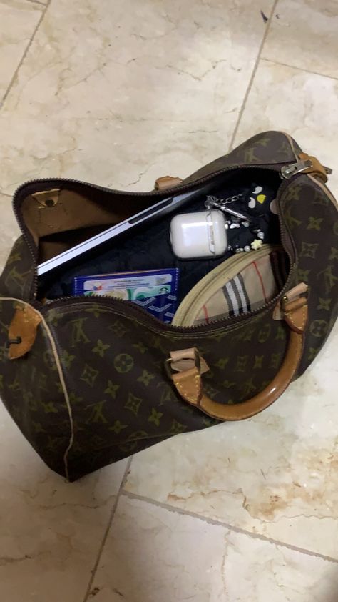 Louis Vuitton Speedy 40, Speedy 40, 12 December, Louis Vuitton Speedy, Quinceanera, Travel Essentials, Shoe Accessories, Louis Vuitton, Energy