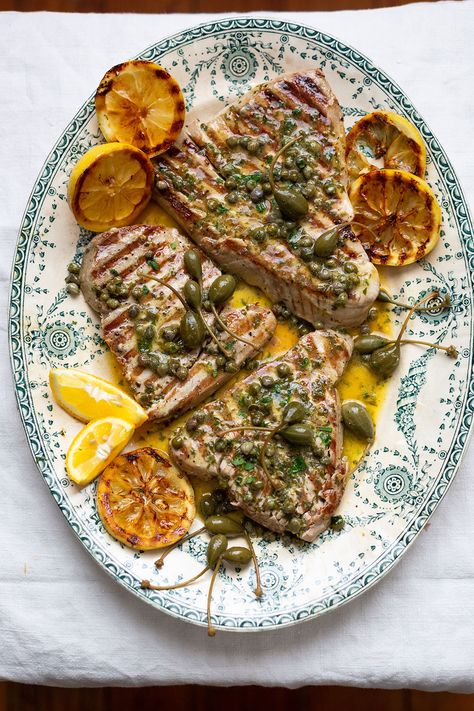 Fresh Tuna Recipe, Mediterranean Tuna Steak Recipes, Tuna Recipes Steak, Fish With Capers, Sauce For Tuna Steak, Tuna Seared, Tuna Steak Dinner, Albacore Tuna Recipes, Seared Tuna Recipe