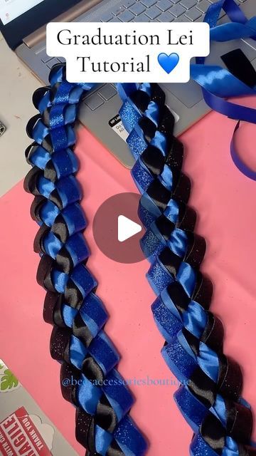 Brenda GC on Instagram: "Graduation Lei 👨🏻‍🎓 . . . . . . . #gradschool #graduation #graduationleis #salemoregon #oregon #fyp #explorepage #diycrafts #ribbon" Homecoming Accessories Ideas, Senior Night Lei Ideas, Ribbon Lays For Graduation, Graduation Lay Diy, Senior Lei Ideas, Diy Ribbon Lei, Diy Graduation Gifts For High School, How To Make Graduation Leis, Lei Ideas For Graduation