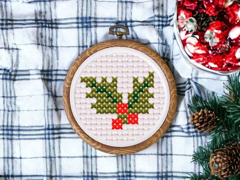 Holly Berry X Stitch Pattern, Modern Cross Stitch, Simple Stitching, Easy for Beginners, DIY Christmas Decorations, Minimal Holly Bush Chart Cross Stitch Holly Pattern, 3 Inch Cross Stitch Patterns Christmas, Small Christmas Cross Stitch Patterns Free, Mini Christmas Cross Stitch Patterns Free, Mini Christmas Cross Stitch Patterns, Small Christmas Cross Stitch Patterns, Holly Cross Stitch, Cross Stitch Simple, Christmas Cross Stitch Patterns Free