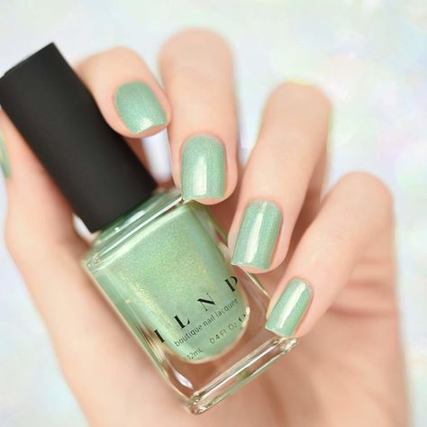 A sparkly nail polish in a mesmerizing shade that should probably be named "Mermaid's Tail". 34 Mint Green Things That'll Make You Say "Sooo Pretty!" Mint Green Nail Polish, Magical Photos, Sparkly Nail Polish, Ilnp Nail Polish, Polka Dot Nail Designs, Camo Nails, Pretty Little Liars Outfits, Mint Green Nails, Pride Nails Designs