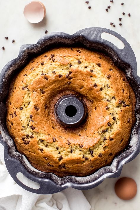 One Bowl Bundt Cake, Chocolate Chip Banana Bundt Cake, Bundt Pan Desserts, Chocolate Chip Bundt Cake With Pudding, Chocolate Chip Pound Cake Bundt, Chocolate Chip Bunt Cake, Bundt Cake Recipes Chocolate, Chocolate Chip Bundt Cake Recipe, Chocolate Chip Bundt