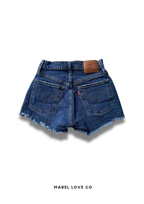 Levi Shorts - 24 - 00 / Denim Levi 501 Shorts, Levis Shorts, 501 Shorts, Levis Denim Shorts, Levi 501, Bella Hadid Outfits, Marketing Technology, Fashionista Clothes, Hot Iron