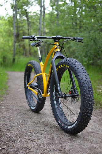 Sklar Fat Bike | custom fat bike sklarbikes.com | Adam Sklar | Flickr Bike Touring Packing, Fat Bike Mountain, Fat Tire Bicycle, Modern Bicycle, Mt Bike, Best Electric Bikes, Bicycle Mountain Bike, Fat Tire Bikes, Cruiser Bicycle