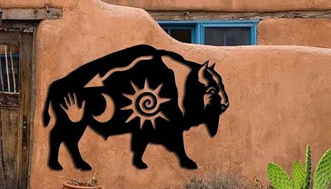 Native Christmas, Indigenous Artwork, Petroglyphs Art, Graffiti Ideas, Bison Art, Buffalo Bison, Bench Design, Native Crafts, Native American Symbols