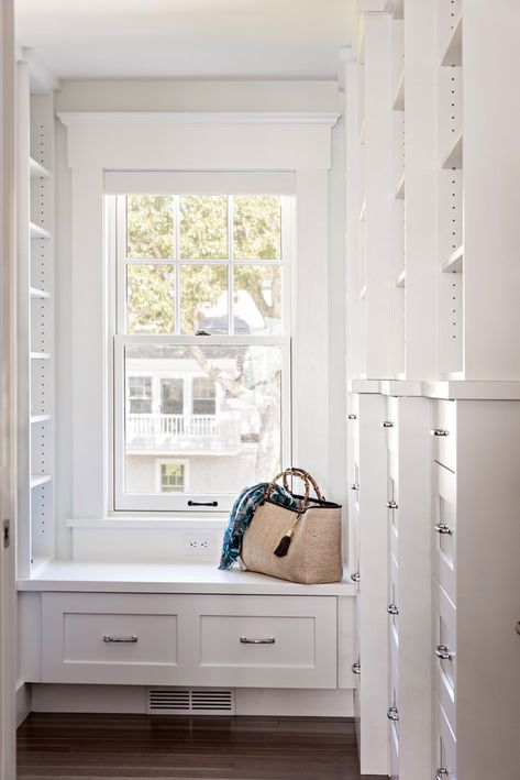 Custom Closet With Window, Small Walk In Closet Ideas With Window, Walk In Closet With Seating, Window In Walk In Closet, Walk In Wardrobe With Window, Closet With Windows Ideas, Walk In Closet With Window, Dream Closet Room, Small Closet Organization Bedroom