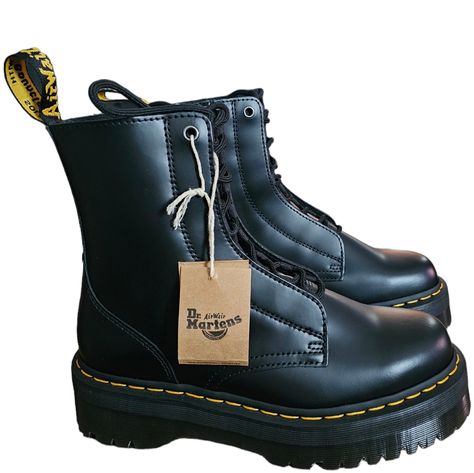 Brand New Without Box! Dr Martens Jarrick Smooth Leather Platform Boots Color: Black Size : 9 Men's/ 10 Ladies Style No: Aw004/ Kv03x Hardwearing And Famously Tough, Our Smooth Leather Can Be Polished To Shine Or Scuffed-Up Our Goodyear-Welted Lines Are Heat-Sealed At 700c And Reinforced With Our Signature Welt Stitch Footbed - Slimmer And A More Tapered Shape Platform Height: 1 1/2"; Heel Height: 1 7/8" Dr Martens Jarrick, Platform Boots Black, Women's Lace Up Boots, White Leather Boots, Knee High Platform Boots, Leather Platform Boots, Platform Combat Boots, Shoes Dr Martens, Platform Boots Chunky