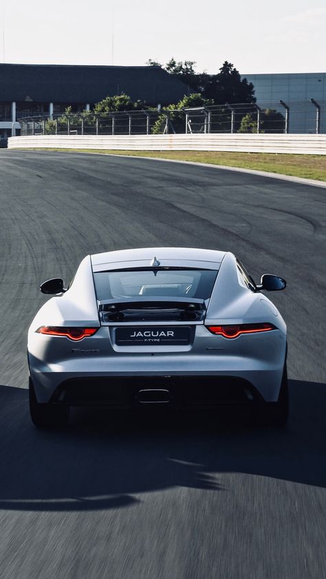 Jaguar F-Type Jaguar Wallpaper, Rolls Royce Wallpaper, Jaguar F Type, Jaguar Land Rover, Jaguar Car, British Cars, Car Manufacturers, Car Brands, New Wallpaper