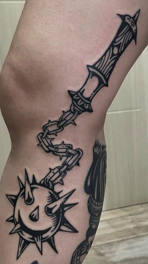 Heart Chain Mace Tattoo, Entire Leg Tattoo, Kneecap Tattoo Ideas Men, Chain Chest Tattoo, Chain Chomp Tattoo, Small Japanese Tattoo Men, Gothic Tattoos Men, Old School Tattoo Leg, Trad Knee Tattoo