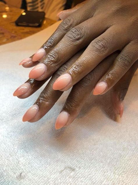 Colour Ombre Nails, Peach Ombre Nails, Peach Colour, Ombre Nails, Beauty Tips, Beauty Hacks, Nail Designs, Nails, Hair