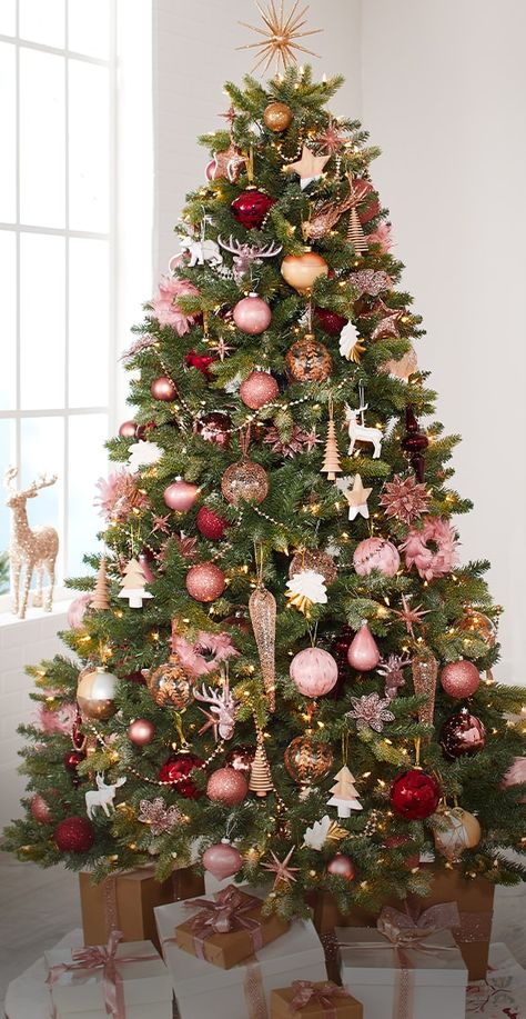 Pink Christmas Tree Decorations, Rose Gold Christmas Decorations, Rose Gold Christmas Tree, Christmas Tree Inspo, Rosé Christmas, Rose Gold Christmas, Pink Xmas, Pink Christmas Decorations, Gold Christmas Decorations