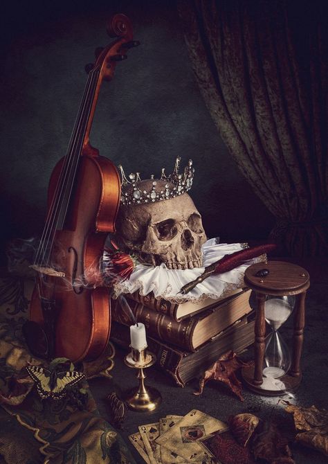 Vanitas Memento Mori, Vanitas Art Style, Skeleton Still Life, Still Life With Skull, Memento Mori Still Life, Memento Mori Painting, Still Life Aesthetic, Halloween Still Life, Skull Still Life