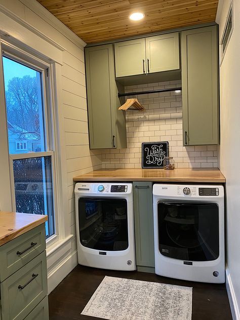 Laundry Room With Navy Cabinets, Laundry Room Bump Out, Laundry Room Ideas Sage Green, Laundry Room Evergreen Fog, Laundry Corner Ideas, Green Laundry Cabinets, 2023 Laundry Room Trends, Laundry Room Painted Cabinets, Green Cabinet Laundry Room