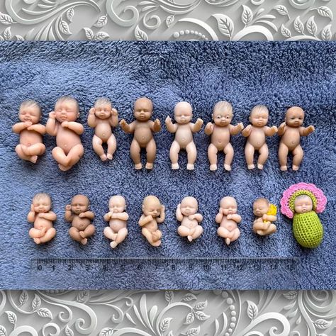 Tiny Plastic Babies, Room Box Miniatures, Real Barbie, Baby Barbie, Diy Cat Toys, Mini Doll House, Realistic Baby Dolls, Clay Baby, Realistic Dolls