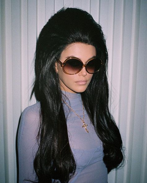 Iconic Black Haired Characters, Kaia Gerber Priscilla, Fashion Icon Halloween Costume, Presilla Presley Costume, Priscilla Presley Iconic Outfits, Percilla Presley Halloween Costume, Halloween Costumes Women Dark Hair, Priscilla Presley Costume Halloween, Black Haired Halloween Costumes