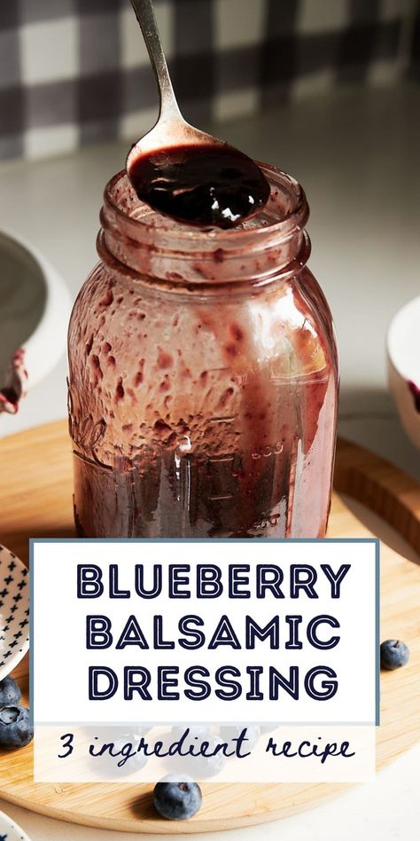 Blueberry Balsamic Dressing, Blueberry Dressing, Easy Summer Dishes, Blueberry Preserves, Blueberry Balsamic, Homemade Dressing Recipe, Blueberry Vinaigrette, Balsamic Vinegar Recipes, Vinegar Salad Dressing