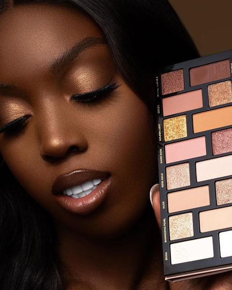 Too Faced Cosmetics on Instagram: “This look is 🔥🔥 #regram @styledbyjmarie Nude is the new glam and @toofaced made it super easy with their newest Born This Way Eye Shadow…” Nude Eyeshadow Looks Step By Step, Brown Eye Shadow Makeup Looks, Eyeshadow Looks For Green Eyes, Soft Eyeshadow Looks, Nude Eyeshadow Looks, Earth Tone Eyeshadow, Sisterlocks Styles Updo, Warm Makeup, Evening Eye Makeup