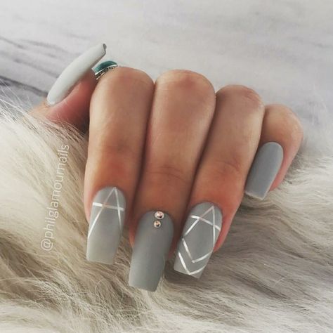 Matte Nails. Gray Nails Gray and Silver Nails. Acrylic Nails. Square Nails. Gray And Silver Nails, Silver Nails Acrylic, Nail Art Matte, Bright Acrylic Nails, Acrylic Nails Square, Nails Gray, Grey Matte Nails, Matte Nail Colors, Grey Acrylic Nails