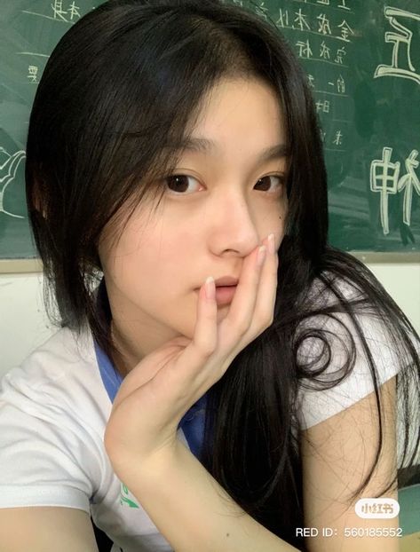 China School Uniform, Chinese High School, China School, Barefaced Beauty, High School Uniform, Face Aesthetic, Student Girl, Pretty Pins, Bare Face