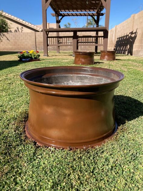 Tire Rim Planter, Plant Saucers, Spring Planter, Diy Planter Box, Copper Planters, Fire Ring, Old Tires, Spring Projects, Rust Oleum