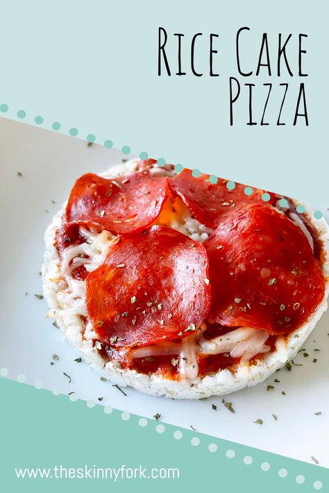 What's for lunch? Check out this Rice Cake Pizza! A rice cake crust topped with pizza goodness and baked for a light and tasty take on a pizza! TheSkinnyFork.com | Skinny & Healthy Recipes Rice Cake Pizza, Pizza Rice, Healthy Peanut Butter Oatmeal Cookies, Low Calorie Cake, Low Carb Rice, Strawberry Pop Tart, Cake Pizza, Chinese Bbq Pork, Cheese Omelette