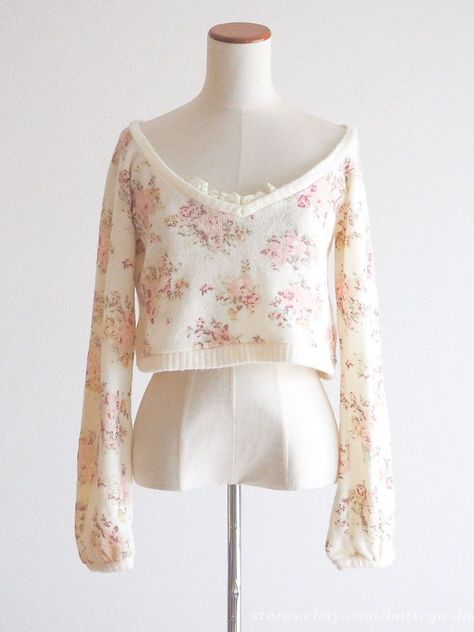 liz lisa off-shoulder floral print jumper Pastel Clothes, قلادات متدلية, Hime Gyaru, Japanese Clothing, Daily Clothes, Dream Closets, Liz Lisa, Clothing Brands, Winter Tops