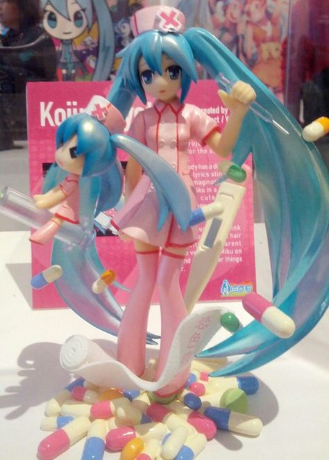 Figure, hatsune miku, and kawaii image Piskel Art, Figure Reference, Photographie Portrait Inspiration, Anime Figurines, Figure Poses, Kawaii Room, Anime Dolls, Pics Art, Anime Figures