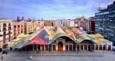 colorful mosaic roof of Santa Caterina market Barcelona Museum, Barcelona Architecture, Gothic Quarter, Barcelona City, Santiago Calatrava, Antoni Gaudi, Barcelona Spain, Beautiful Buildings, The Roof