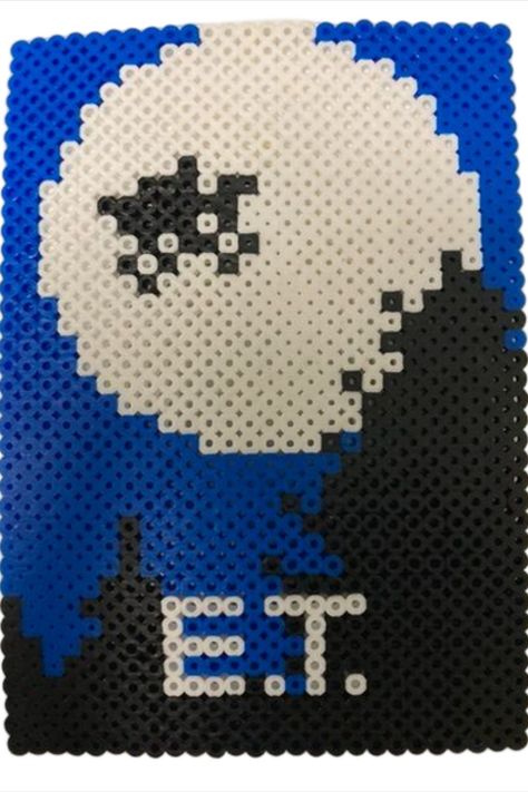 A Perler bead pattern of the ET movie poster.

Perler bead art, Perler bead patterns, Perler bead ideas, Perler beads, pixel art, Perler bead projects Et Movie Poster, E.t Movie, Perler Beads Designs, Perler Patterns, Perler Bead Patterns, Bead Designs, Perler Beads, Bead Crafts, Beading Patterns