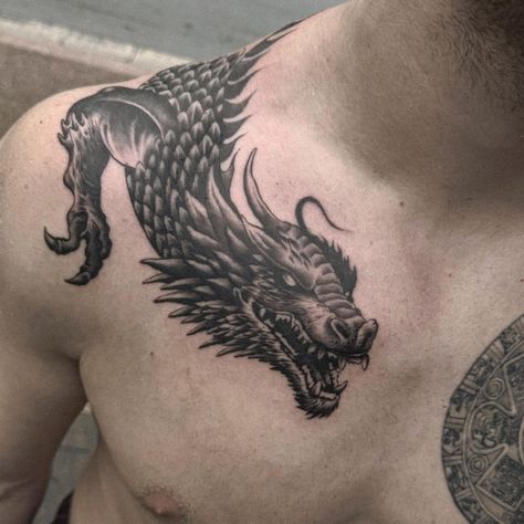 @dbags_tattoo | Start of a V large dragon wrapping round the shoulders down the back gone be sick keen to keep ripping on this one man... | Instagram Dragon Tattoo Shoulder Men, Dragon Back Tattoos Men, Dragon Chest Tattoo, Green Man Tattoo, Dragon Tattoo Shoulder, Dragon Tattoos For Men, Large Dragon, Back Tattoos For Guys, Japanese Dragon