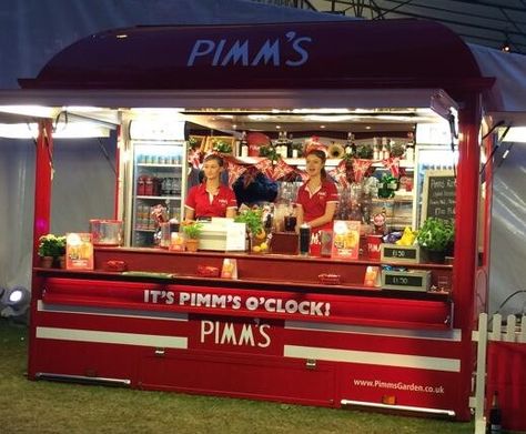 Pimm's Stand am Henley Festival ... It's Pimm's time Pimms Bar, Pimms Cocktail, Henley Festival, Cocktail Station, Outside Bars, Wedding Wishes, Popcorn Maker, Liquor Cabinet, Wedding Ideas