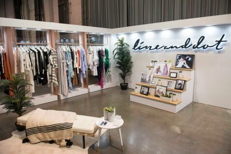 Photos of WWDMAGIC, Project and Other Women’s Fashion Trade Shows – WWD Trade Show Booth, Show Booth, Ronda Rousey, Other Woman, Trade Show, Exhibition Design, Loft Bed, Las Vegas, Furniture