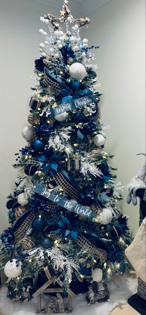 Blue And Gray Christmas Decor, Blue Rustic Christmas Tree, Blue Sliver White Christmas Tree, Snow Covered Christmas Tree Blue Deco, Blue Christmas Theme, Navy Blue Christmas Decor, Midnight Blue Christmas Decorations, Blue And White Christmas Decor, Blue Sliver White Christmas Decor Diy