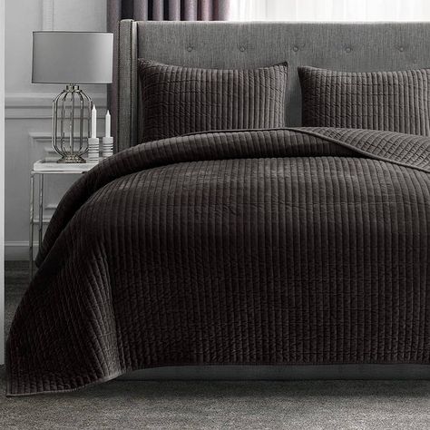 SHALALA Velvet Quilt King Size,Vertical Striped Bedding Set,Lightweight Velvet Comforter,Luxuriou... | Amazon (US) Velvet Comforter, Velvet Bedding Sets, Top Of Bed, Striped Bedding, Velvet Quilt, Bedding Stores, Lightweight Comforter, King Quilt, Quilt Set