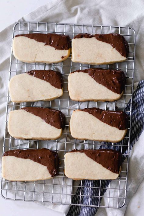 Sourdough Shortbread Cookies Sourdough Shortbread, Farmhouse On Boone, Shortbread Cookies Recipe, Sourdough Starter Discard Recipe, Discard Recipes, Homemade Recipes Dessert, Buttery Shortbread Cookies, Shortbread Cookie Recipe, Sourdough Discard