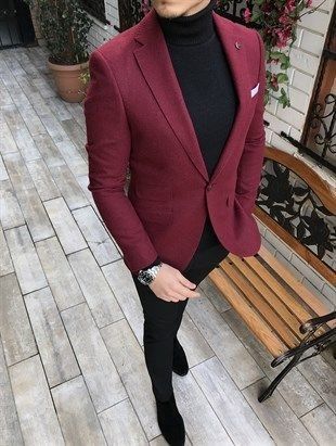 Wine Blazer Outfit Men, Red Blazer Outfit Men, Red Prom Suit, Casual Wedding Suit, Dark Red Suit, Indian Wedding Clothes For Men, Best Wedding Suits, Maroon Suit, Stylish Men Wear