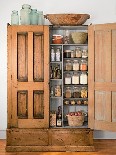 Convert an armoire into a kitchen pantry by adding extra shelves and magnetic door closures. Stand Alone Kitchen Pantry, Farmhouse Pantry, Diy Pantry, Casa Country, Kitchen Pantry Design, Kitchen Pantry Cabinets, Pantry Design, Pantry Cabinet, Farmhouse Style Decorating