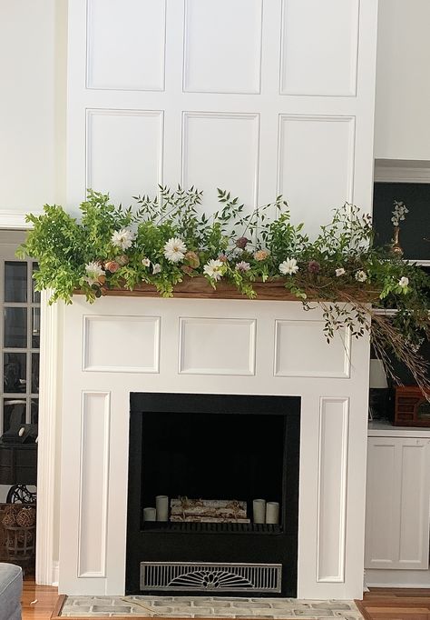 Library paneling above fireplace Chimney Panelling, Wallpaper On Either Side Of Fireplace, Paneling Above Fireplace, Wallpaper Above Fireplace, Wood Panel Fireplace, Library Paneling, Panelling Diy, Fireplace Flowers, Fireplace Upgrade