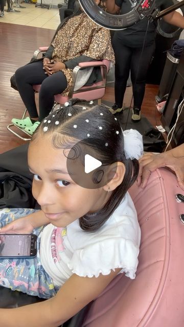 Shadonna Pitts on Instagram: "Kids Hair #naturalhair #realhair #cutehairstyles #kidshairstyles #twoponytails #sleekponytail #twist #edges #curl #pearls #hairjewelry #phillyhairstylist #merakihairloft💜" Two Ponytails, Sleek Ponytail, Kids Hair, April 15, Ponytail Hairstyles, Kids Hairstyles, Hair Jewelry, Cute Hairstyles