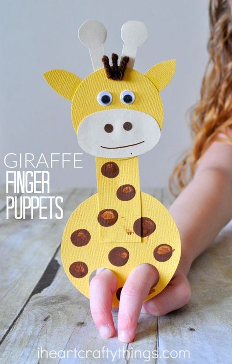 This adorable giraffe finger puppet craft is such a hoot and is so fun for kids to play with! A perfect craft to make after visiting the zoo or as a summer kids craft. Giraffe Finger Puppet, Giraffe Crafts, Puppet Craft, Craft To Make, Unicorn Craft, Puppet Crafts, Summer Crafts For Kids, Finger Puppet, Fun For Kids